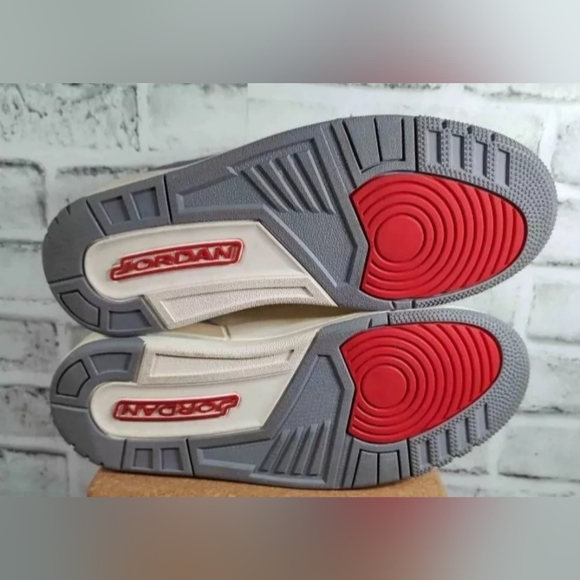 Air Jordan 3 Retro SE Muslin 2022 DH7139-100 Men's Size 9.5 VNDS W/Box - Picture 4 of 12